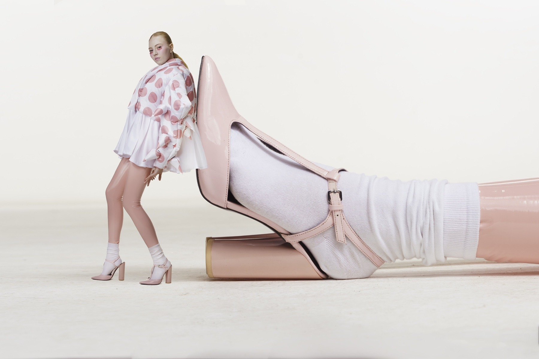 Ege Models editorial